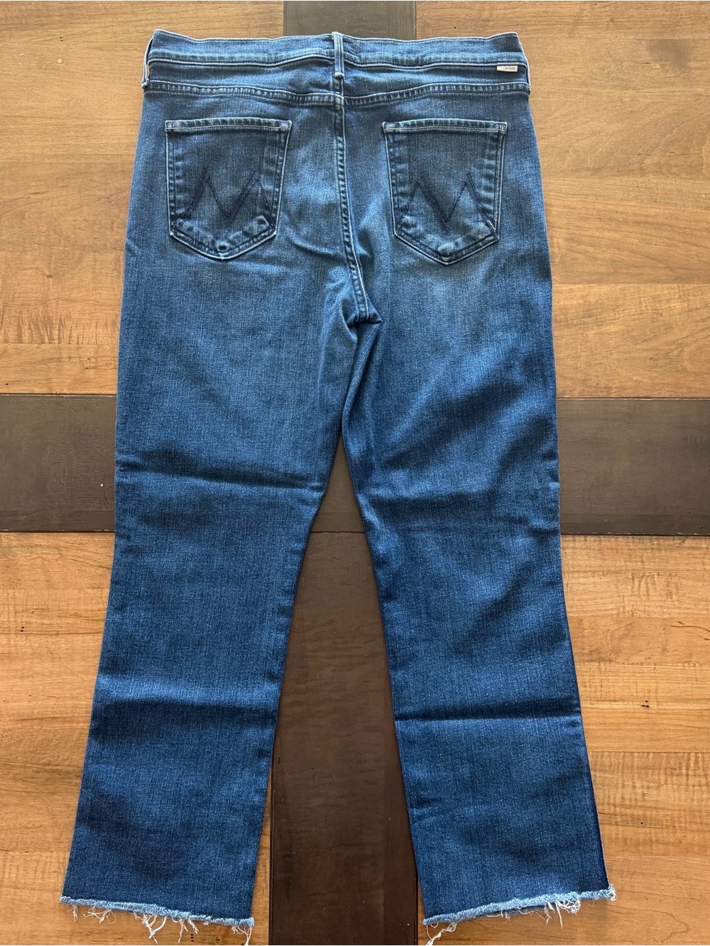 MOTHER High Waisted Rascal Sneak Fray - Picture 2 of 8